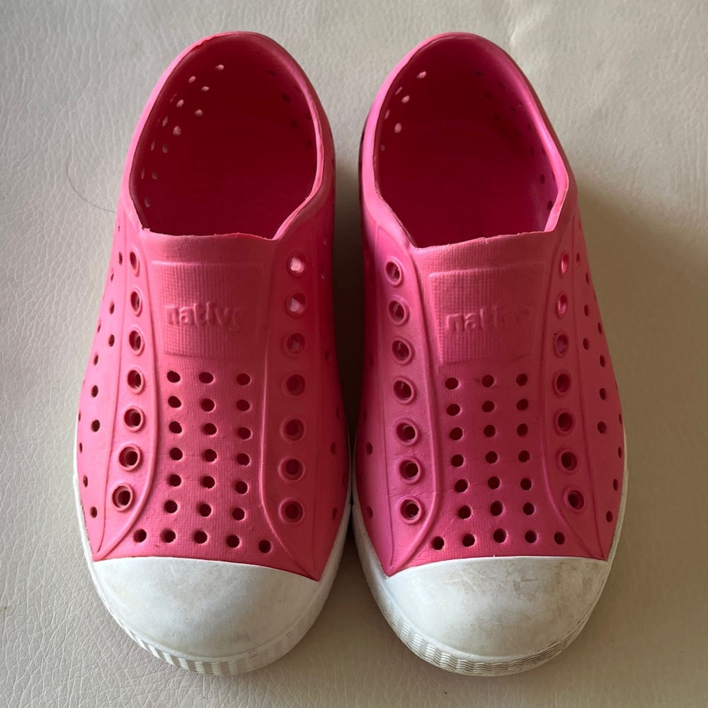 Native shoes - Picture 2 of 8